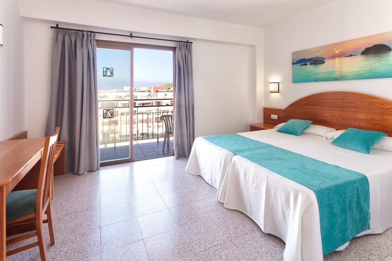 Hotel Brisa - Adults Only San Antonio  Buitenkant foto