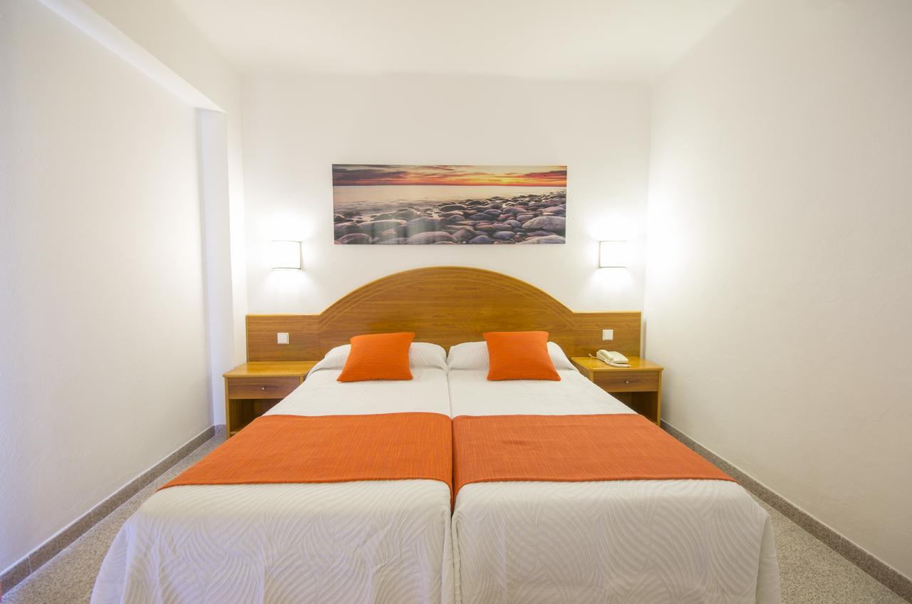 Hotel Brisa - Adults Only San Antonio  Buitenkant foto